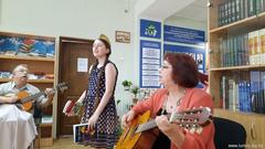 Металлом черчены дороги