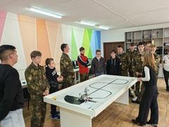 Мастер-класс по робототехнике «Технологии завтрашнего дня», приуроченный ко Дню молодежи в рамках Республиканского марафона «Moladz.by: объединяем мечты, достигаем цели!»  