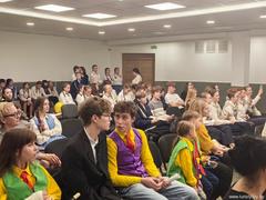 Городские игры  среди команд весёлых и находчивых  Юных инспекторов дорожного движения