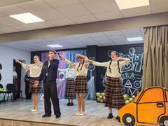 Городские игры  среди команд весёлых и находчивых  Юных инспекторов дорожного движения