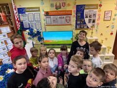 Аллея творчества  «Цветы для мамы»